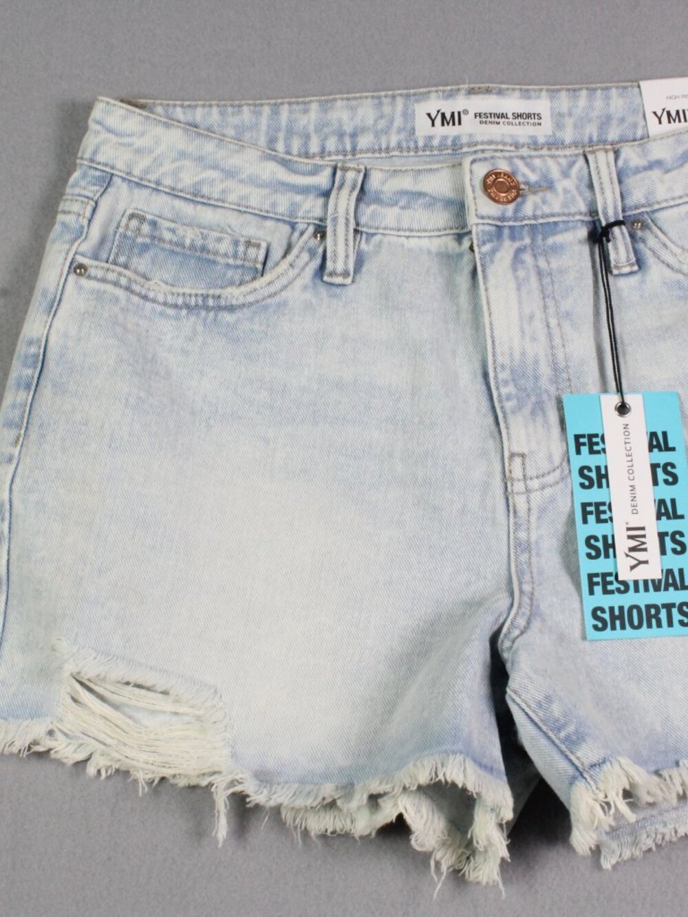 YMI Festival Shorts Women's 7/28 High Rise Light Wash Distressed Cutoff Denim NW - Picture 2 of 7